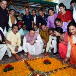 सीएम पूर्व सीएम खंडूड़ी और तीरथ से मिले