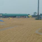 किच्छा मंडी में बारिश में भींग रही किसानों के खून पसीने की कमाई