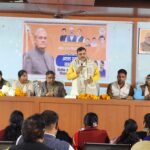 श्रीमदभागवत कथा शुरू होने से पहले निकली कलश यात्रा