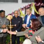 विभिन्न मुद्दों पर मंथन