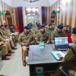 मोबाइल की दुकान में लाखों की चोरी