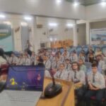 सिलिंडर लेकर सपा का प्रदर्शन