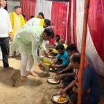 विद्या के नए द्वार खुले, स्कूल भवन का उद्घाटन