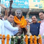 पुलभट्टा में एक राइफल सहित अवैध हथियारों का जखीरा बरामद, आरोपित गिरफ्तार