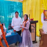 कालेज में लिया गया साक्षात्कार