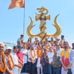 स्कूल की अवैध बाउंड्रीवाल सील