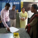 परिचालक बना मनरेगा मजदूर, 19,754 रूपये की राशि लौटाई