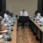 सीएम हेल्पलाइन-1905 की शिकायतों का समयबद्धता से करें निस्तारण: जिलाधिकारी