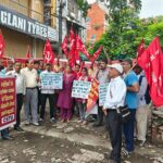 मंडलायुक्त दीपक ने किया इसआइआर कार्यों का स्थलीय निरीक्षण