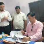 शहीदों की करो पूजा,यह हिंदुस्तान ने बोला है…पर झूमे लोग