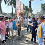 लखनऊ में जलशक्ति मंत्री स्वतंत्र देव सिंह से मिले पूर्व विधायक शुक्ला, किसानों की समस्याओं को लेकर अधिकारियों संग हुई वार्ता
